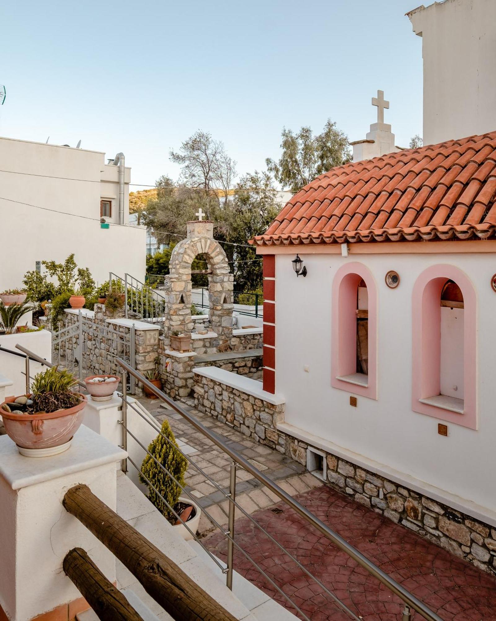 Cozy & Peaceful Apartment In Chalki Khalkíon Esterno foto