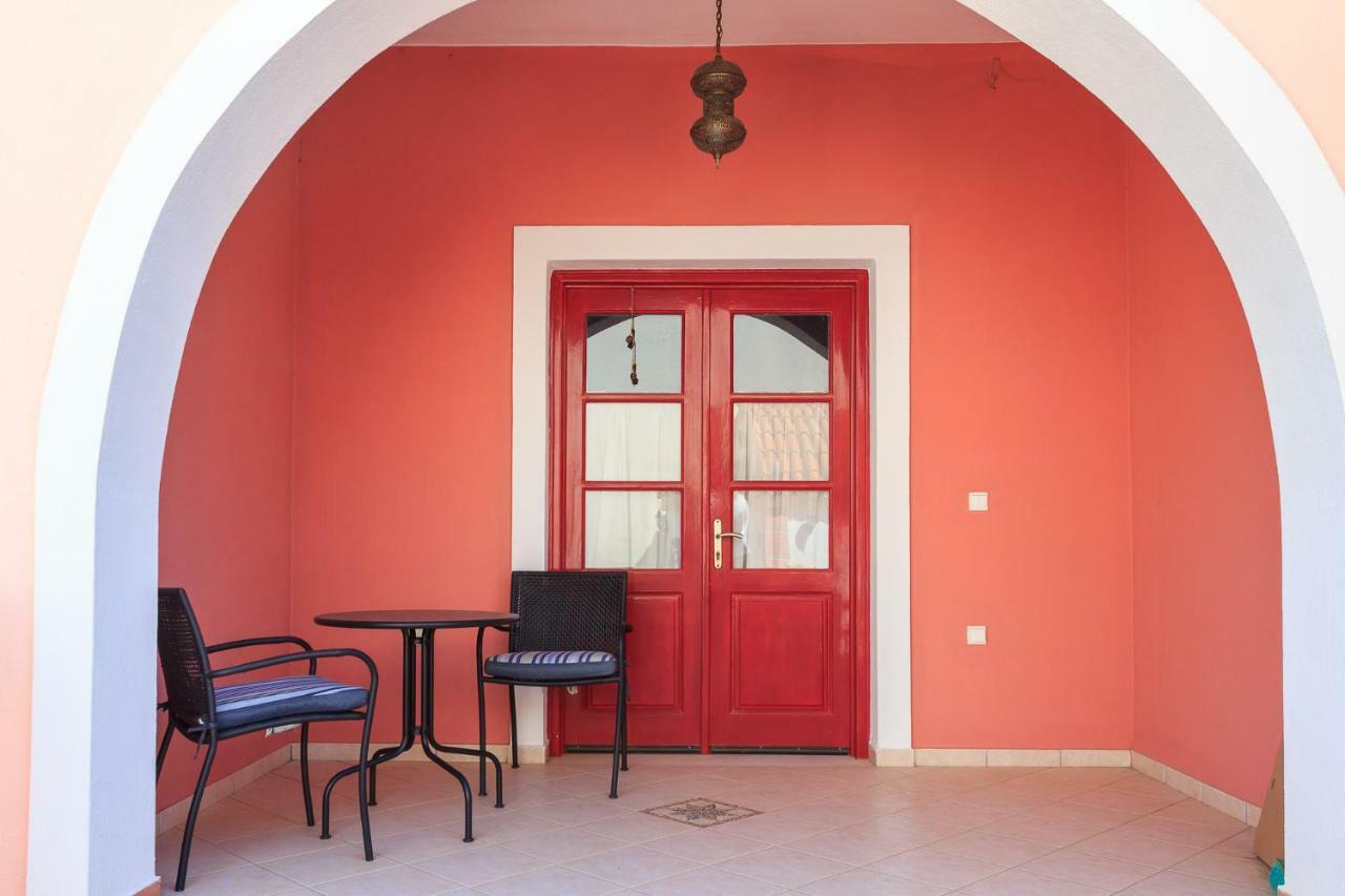 Cozy & Peaceful Apartment In Chalki Khalkíon Esterno foto