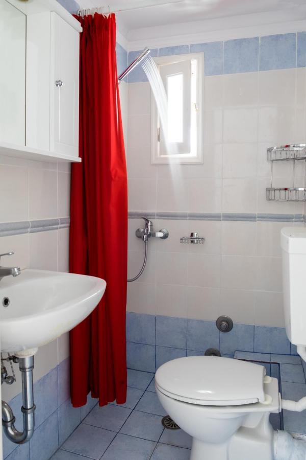 Cozy & Peaceful Apartment In Chalki Khalkíon Esterno foto